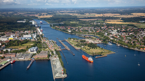 Kiel-Holtenau lock system with a view towards the Kiel Canal